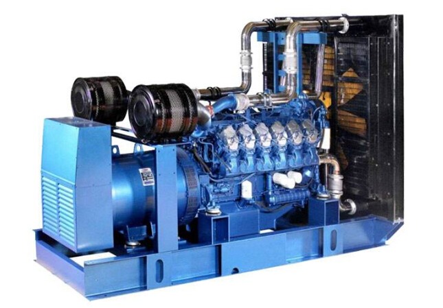 平顶山二手康明斯30kw小型柴油发电机组